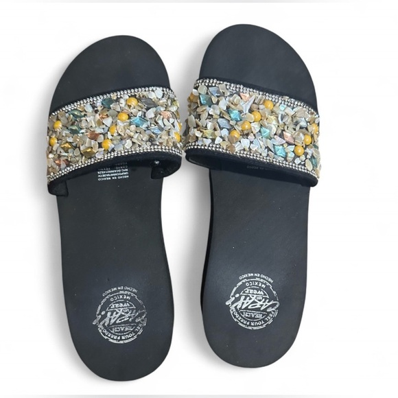 Caray! Shoes - Elegant Embellished Black Sandals